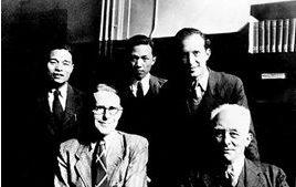 程開甲（后左1）與玻恩（前右1）、楊立銘（后中）的合影.png